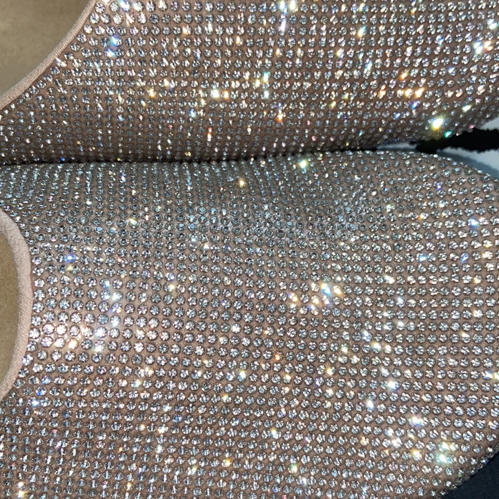Qupid Rhinestone Slides - Picture 4 of 4